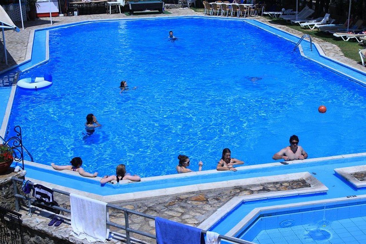 Corfu Village (Adults Only) Agios Ioannis Peristerion Exterior foto